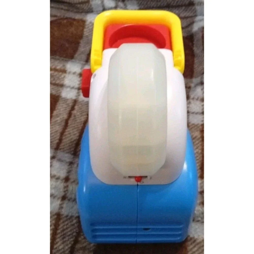 Little Tikes Story Dream Machine Projector with 4 Books - Picture 4 of 6